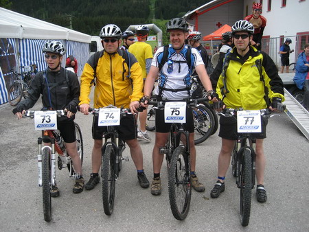 XALPS.DE-MTB-Racing-Team vor dem Start